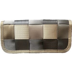 Harvey’s Treecycle Classic Seatbelt Clutch Wallet